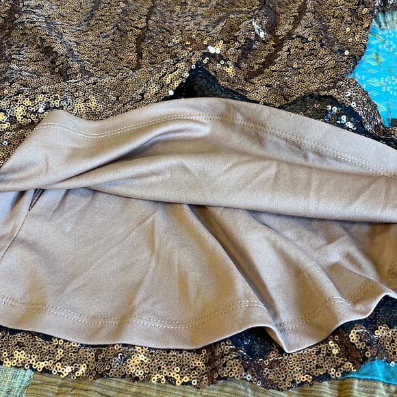 Forever 21+ Bronze Sequin Peplum Top - Picture 10 of 12